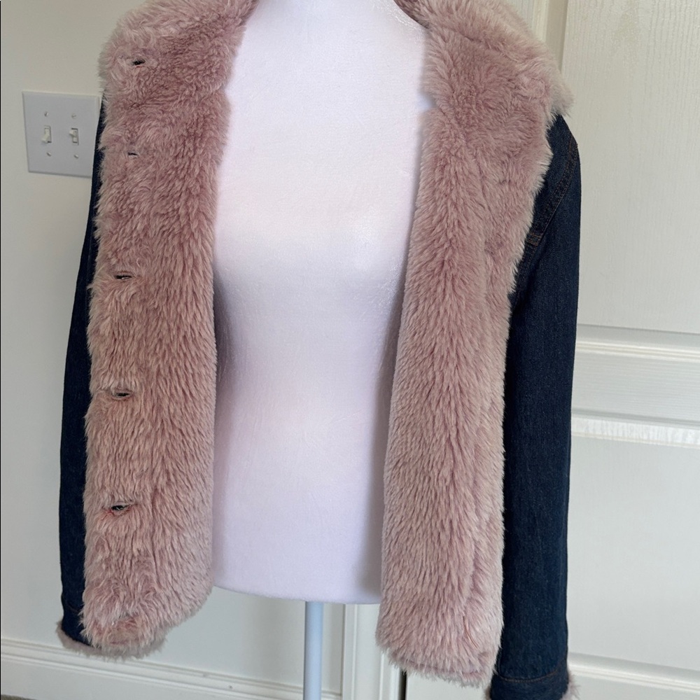 KAITY Brand Fuzzy Denim Jacket XL (JRS)